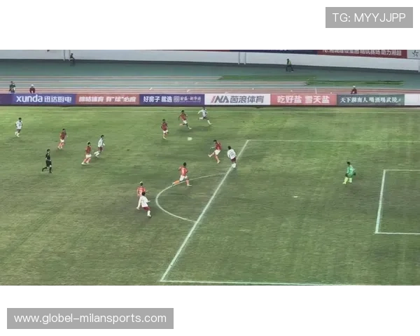 球迷应摒弃盲目崇拜外国理念 聚焦中国足球发展的独特路径 球迷应摒弃盲目崇拜外国理念 聚焦中国足球发展的独特路径