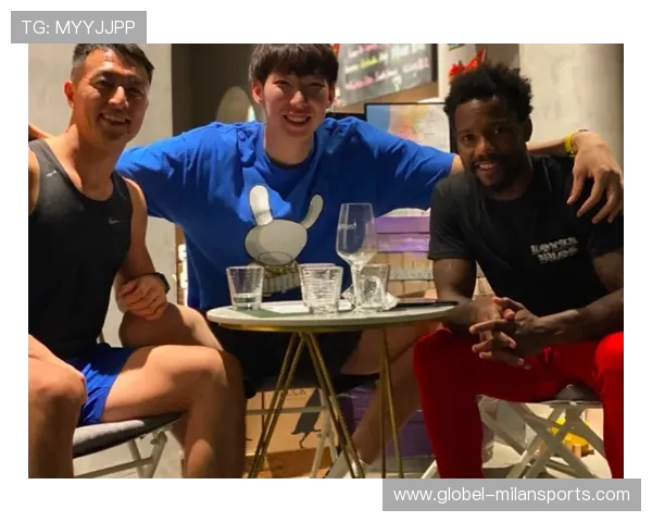 球星社媒风波升级，公关处理成俱乐部新课题