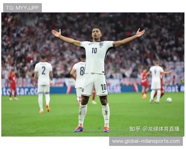 贝林厄姆高速回跑完成关键拦截，英格兰攻守转换更迅速